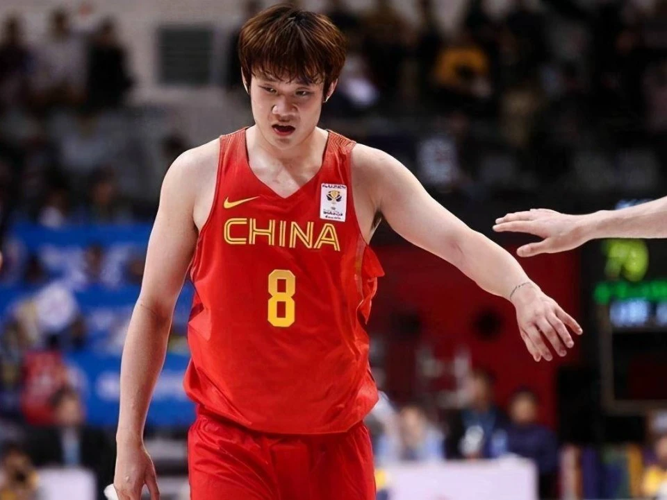 如何结合瑜伽提升篮球运动员的协调性_0